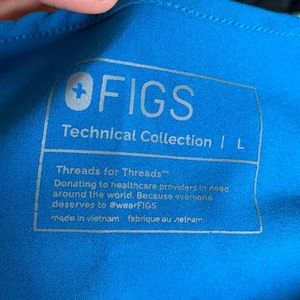 Figs Catarina one pocket scrub top- Alps Blue L